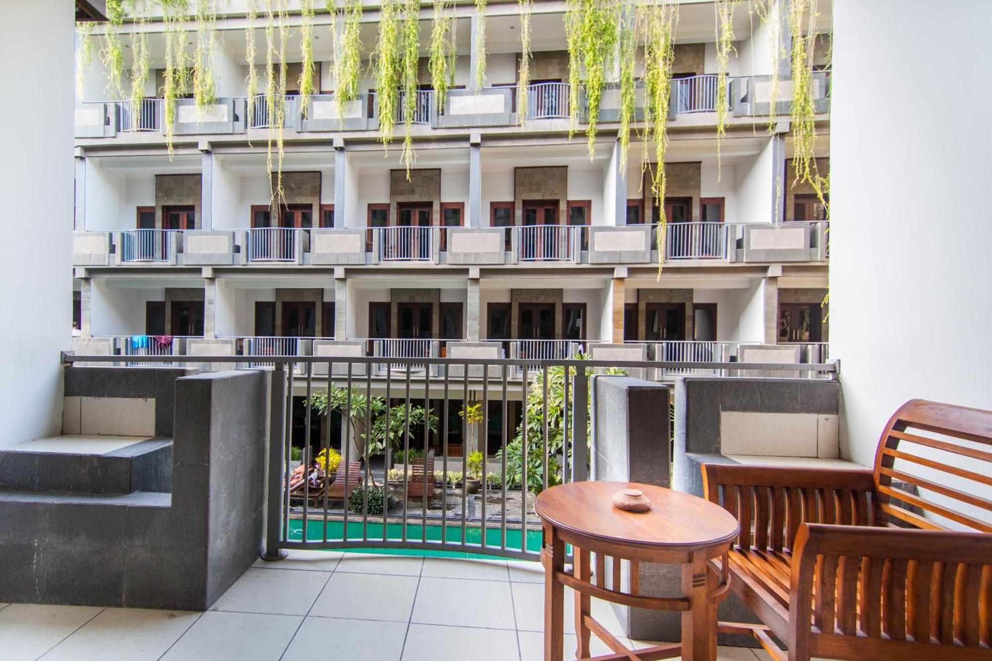 Champlung Mas Hotel Legian, Kuta Exterior foto